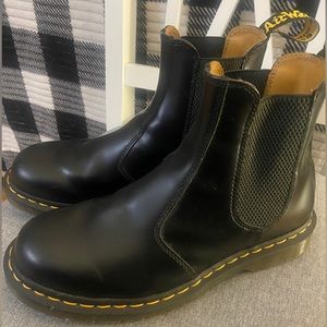 Dr. Martens Chelsea Boot